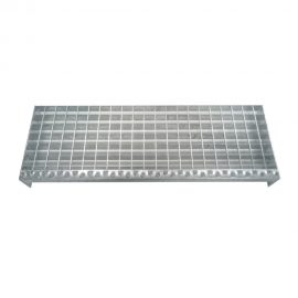 Standard stair tread - 700x240mm - 30/2